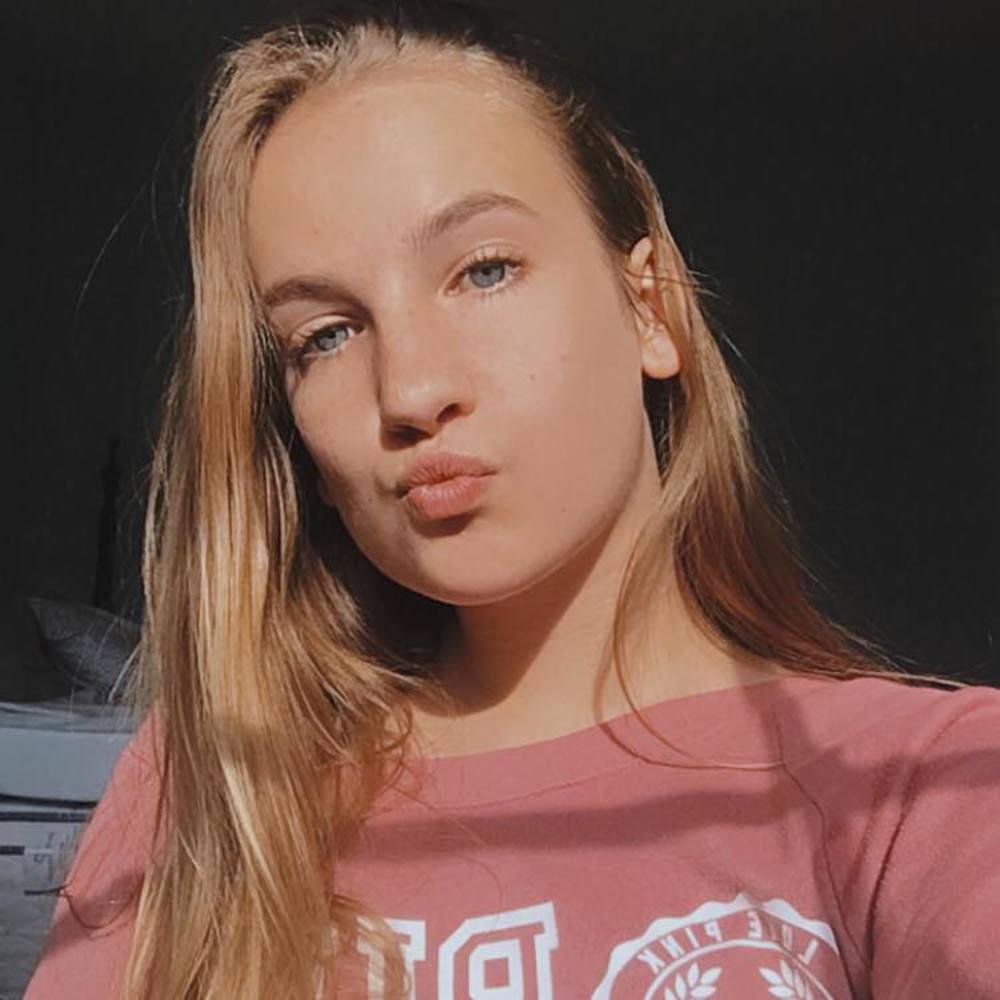 Meet your Posher, Hailey